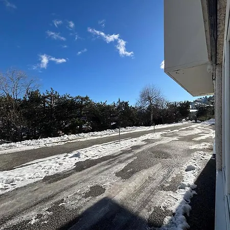 Apartmán T3 Avec Parking Aux Angles - Fr-1-593-124 *